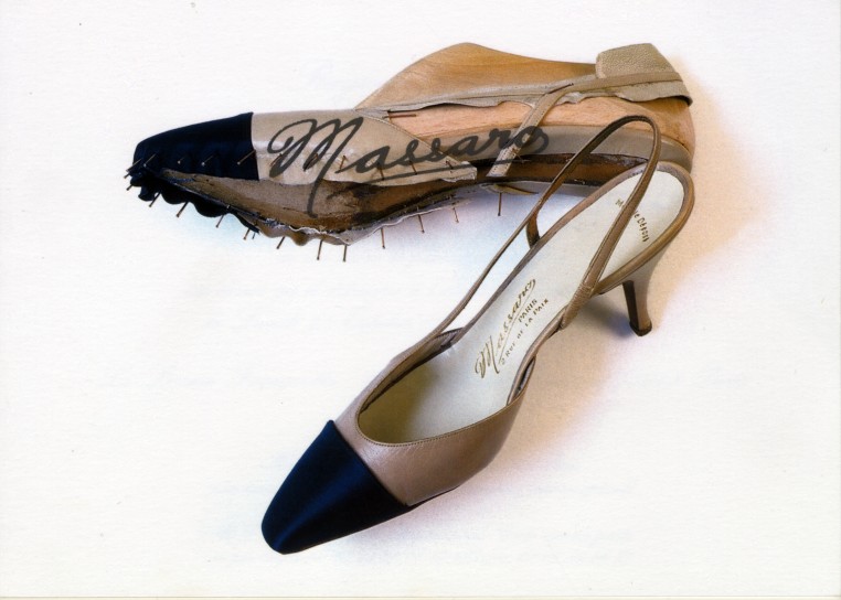 Sandale Chanel 1957 par Raymond Massaro.
