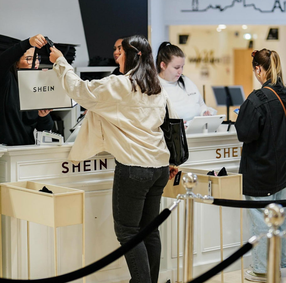 Un pop-up Shein à Marseille en 2023 (Crédit: Shein)